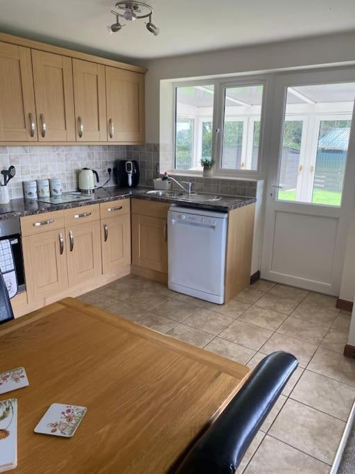 Bungalow In Pillaton Saltash Eksteriør bilde